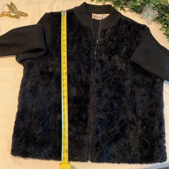 Kathie Lee Collection Black Faux Fur Sweater - Picture 6 of 9